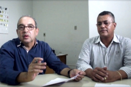 Geraldo Divinews ( à esquerda) entrevista Valtercides Montijo (Membro da Comissão Interventora da Santa Casa de Formiga)